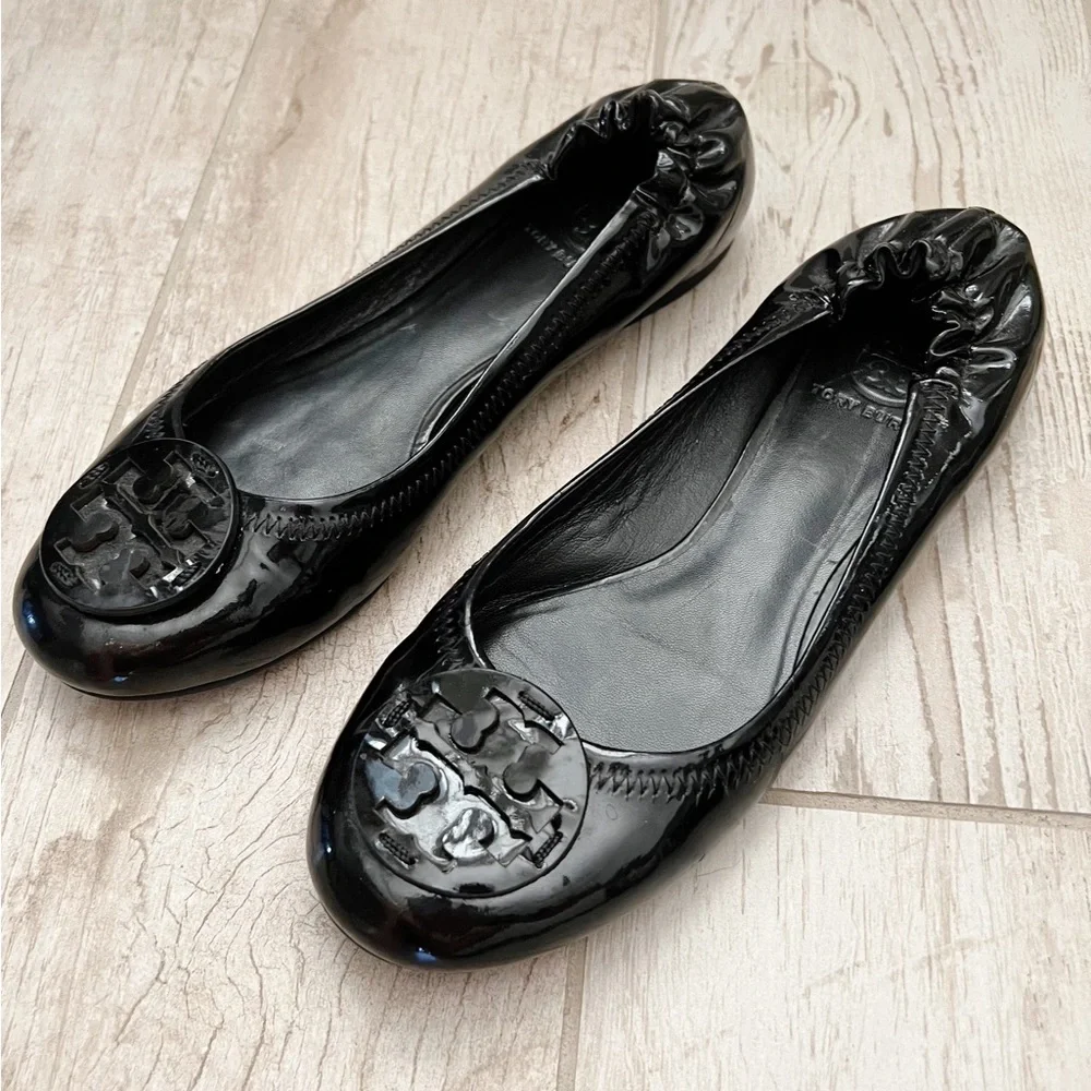 Tory Burch Black Patent Leather Reva Scrunch Ballet Flats Size 7.5